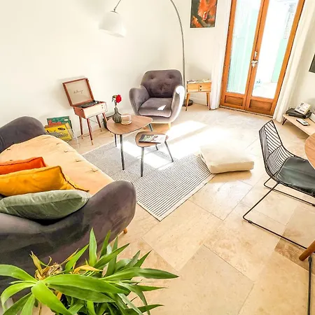 Ac - Private Parking - Close To The Ramparts Holiday home